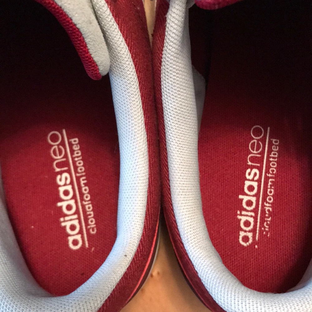 Size 11 Adidas Casual Tennis Shoes - Picture 6 of 7